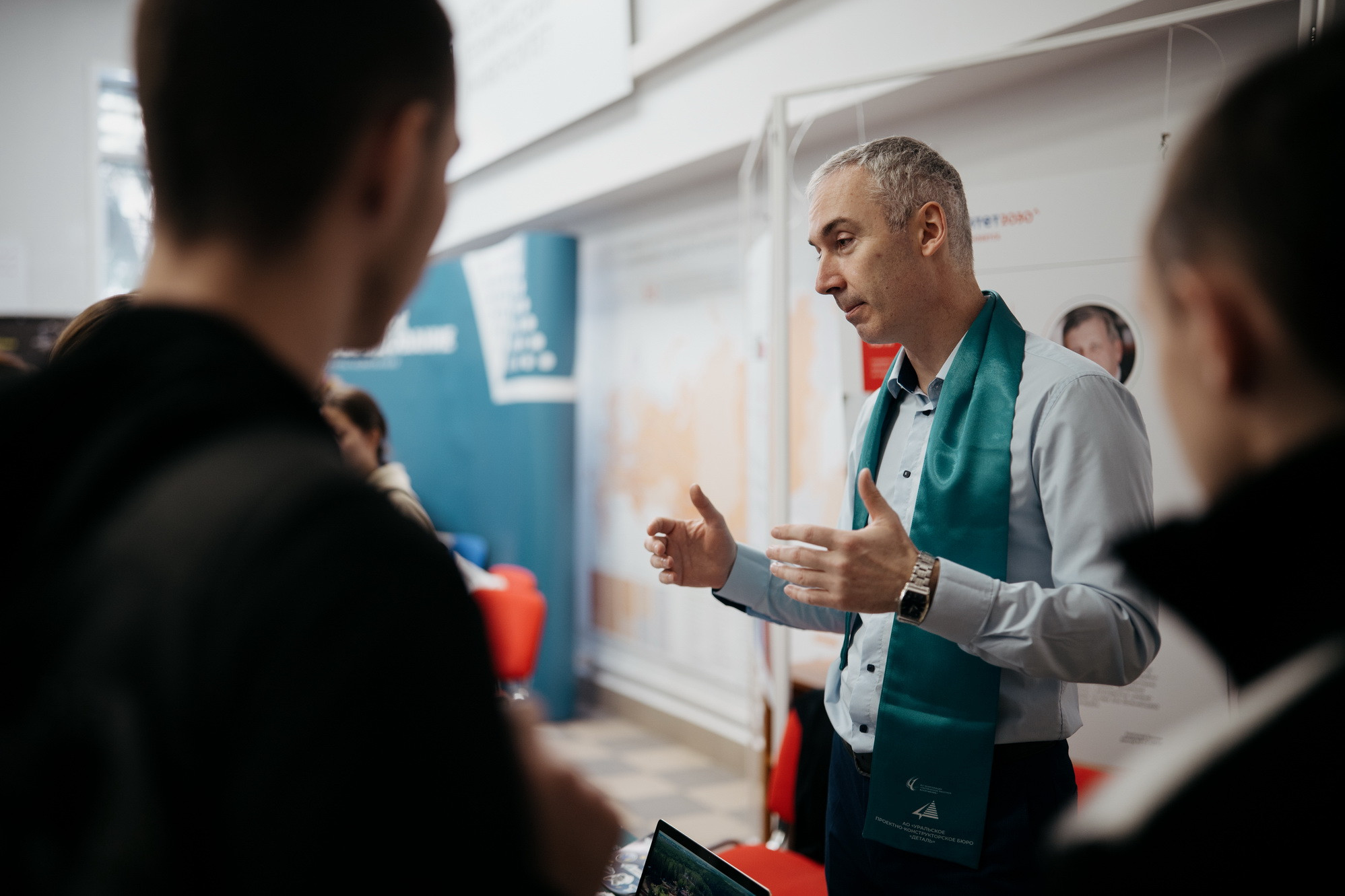 В НГТУ НЭТИ прошла стендовая выставка предприятий-партнеров, фотография: В. Гуськов